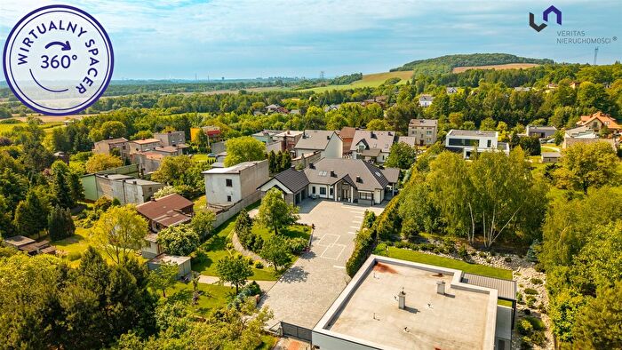 Dom 10-pokojowy na sprzedaż, Gródków