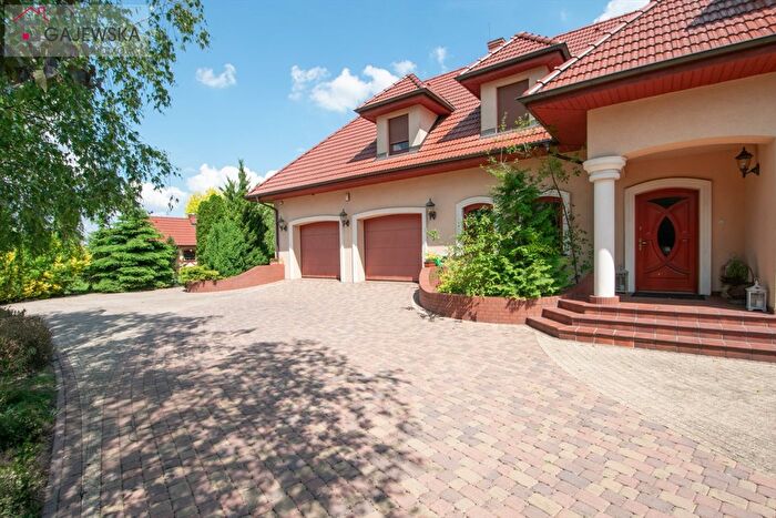 Dom 5-pokojowy na sprzedaż, Trzcianka
