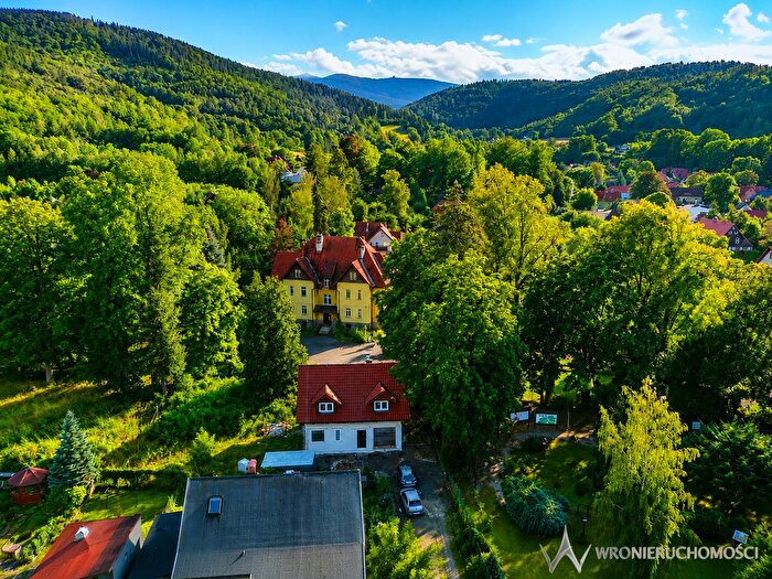 Dom 3-pokojowy na sprzedaż, Jelenia Góra