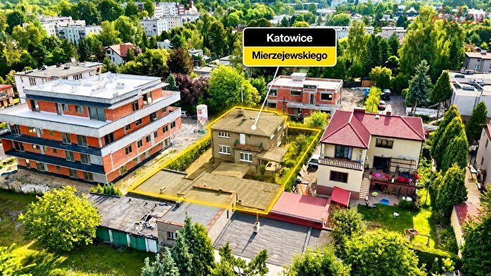 Dom 7-pokojowy na sprzedaż, Katowice