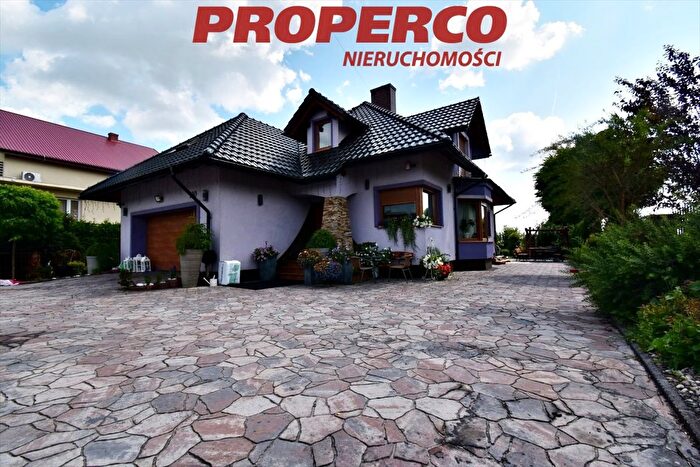 Dom 5-pokojowy na sprzedaż, Jędrzejów