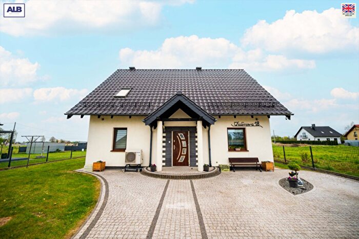 Dom 5-pokojowy na sprzedaż, Ostaszewo