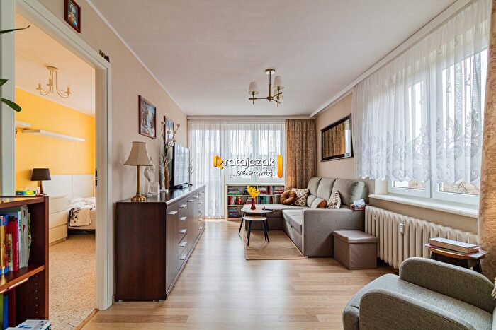 Mieszkanie 3-pokojowe na sprzedaż, Gdynia – Józefa Bema