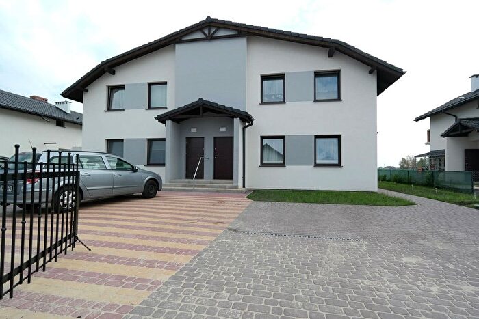Mieszkanie 3-pokojowe na sprzedaż, Czarnowo