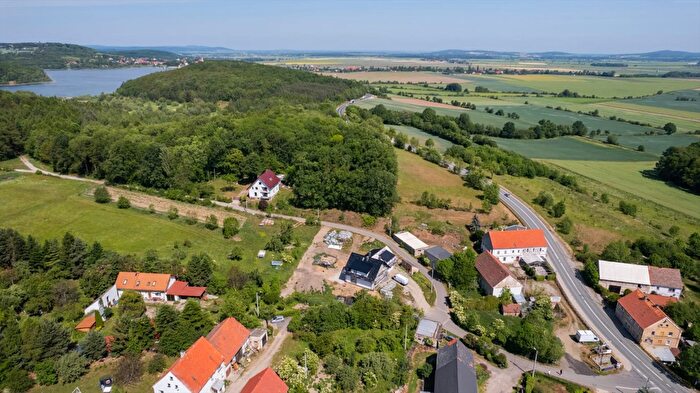 Dom 15-pokojowy na sprzedaż, Szymanów