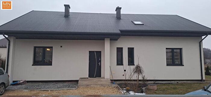 Dom 5-pokojowy na sprzedaż, Zator