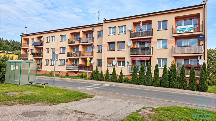 Mieszkanie 3-pokojowe na sprzedaż, Domaników