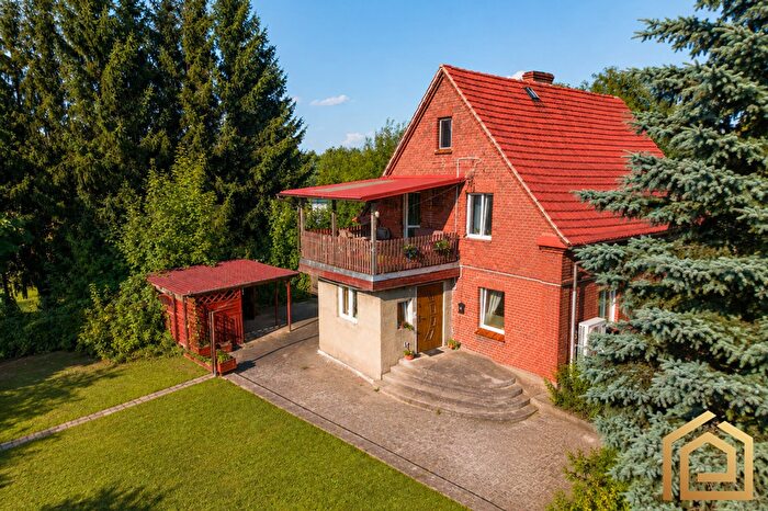 Dom 3-pokojowy na sprzedaż, Biedrzychowice