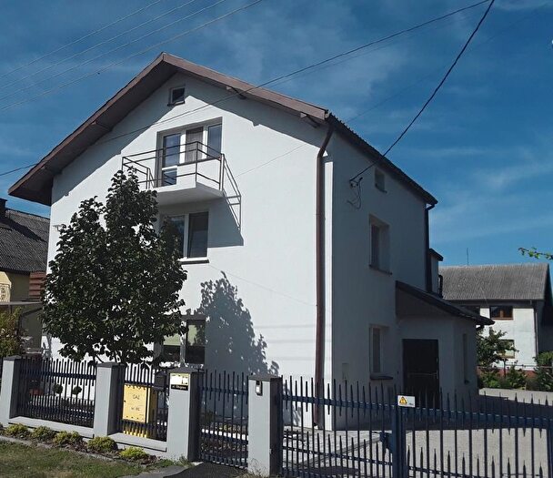 Mieszkanie 3-pokojowe na sprzedaż, Opoczno