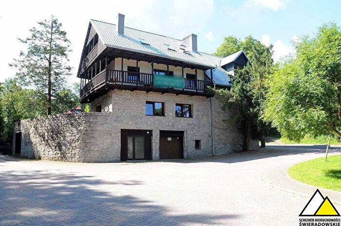 Dom 8-pokojowy na sprzedaż, Świeradów-Zdrój