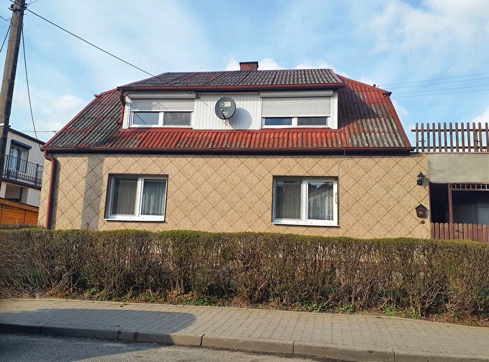 Dom 4-pokojowy na sprzedaż, Mogilno
