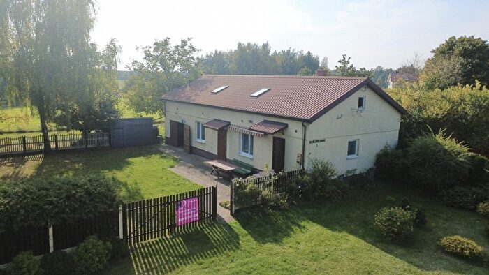 Dom 6-pokojowy na sprzedaż, Korzecznik