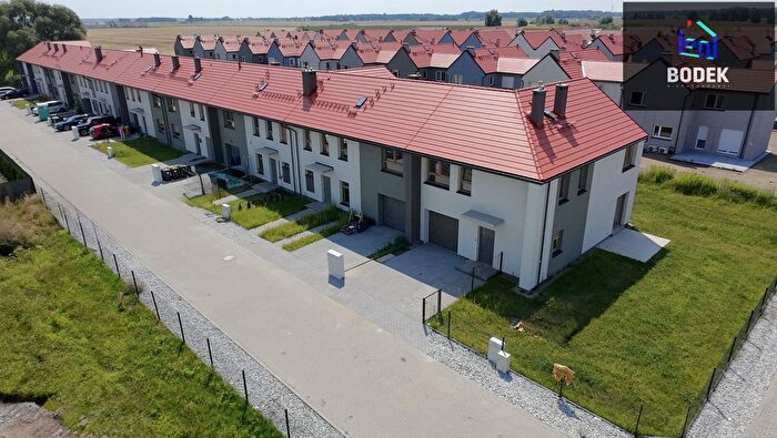 Dom 4-pokojowy na sprzedaż, Dobrzykowice