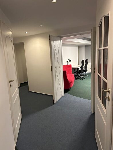 Mieszkanie 8-pokojowe na sprzedaż, Warszawa – Prasia