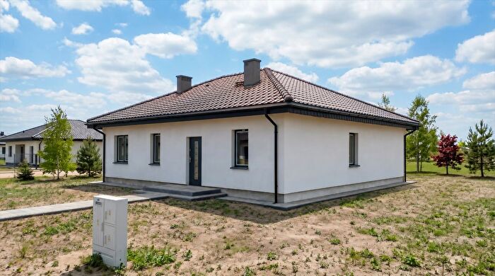 Dom 4-pokojowy na sprzedaż, Brodnica
