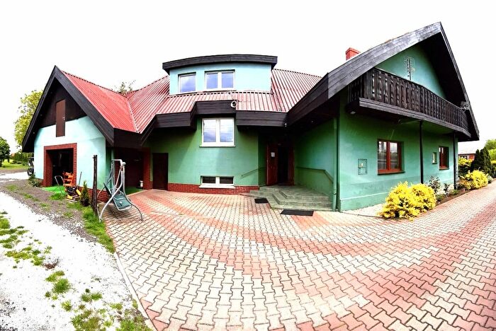 Dom na sprzedaż, Czernica