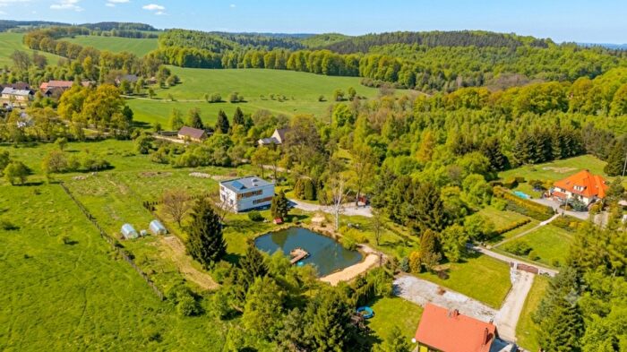 Dom 9-pokojowy na sprzedaż, Wałbrzych – Wilcza