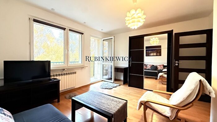 Mieszkanie 3-pokojowe na sprzedaż, Warszawa – Sierpnia
