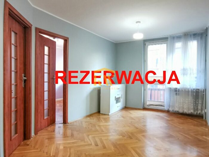 Mieszkanie 3-pokojowe na sprzedaż, Radom