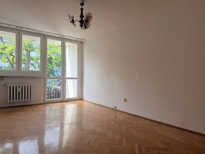 Mieszkanie 3-pokojowe na sprzedaż, Łódź – Krzemieniecka