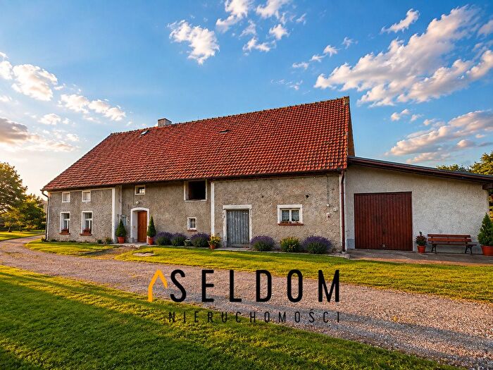 Dom 6-pokojowy na sprzedaż, Radomierz