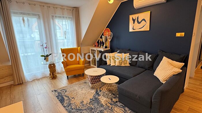 Mieszkanie 4-pokojowe na sprzedaż, Oborniki Śląskie