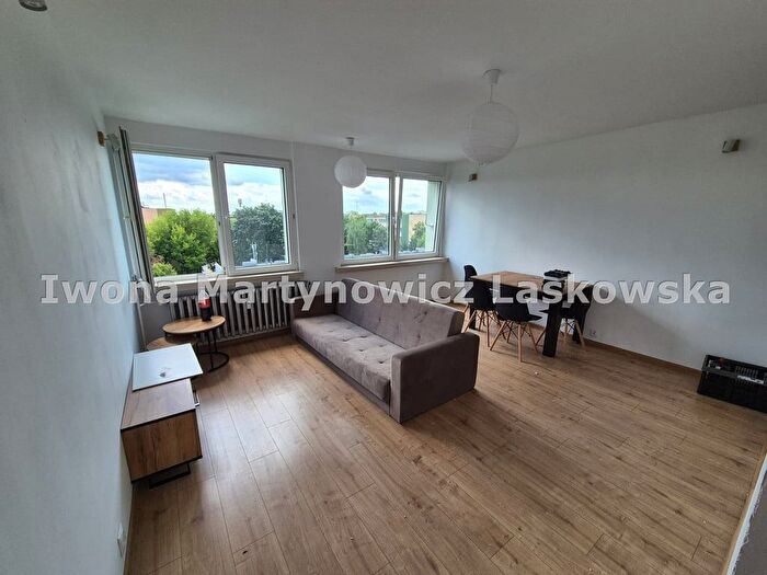 Mieszkanie 3-pokojowe na sprzedaż, Lubin