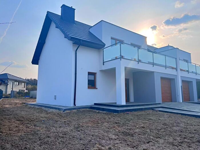 Dom 4-pokojowy na sprzedaż, Bilcza