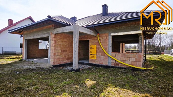 Dom 4-pokojowy na sprzedaż, Pogórska Wola