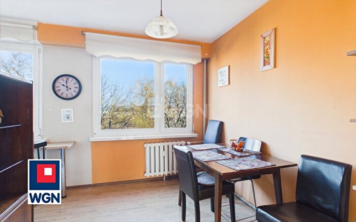 Mieszkanie 4-pokojowe na sprzedaż, Brodnica