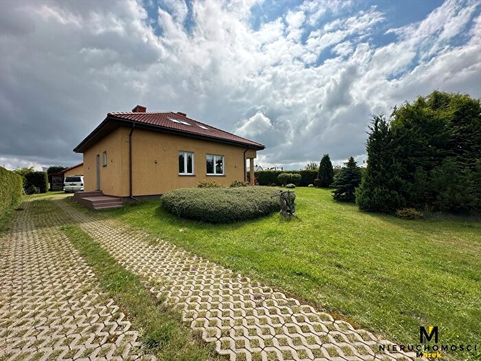 Dom 5-pokojowy na sprzedaż, Charzyno