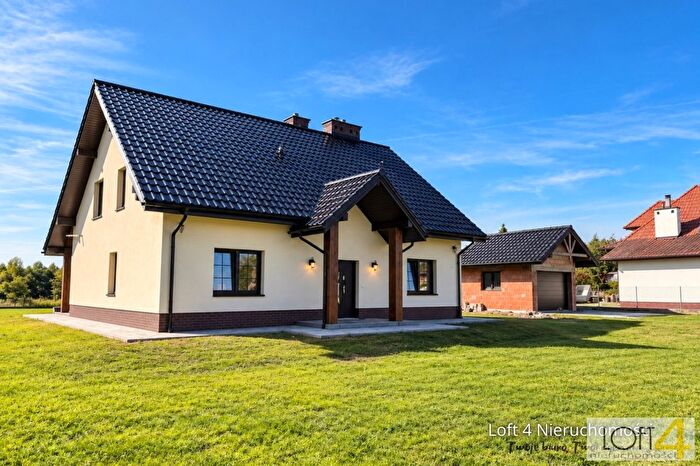 Dom 5-pokojowy na sprzedaż, Lipiny