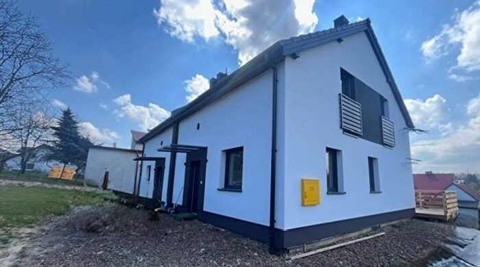 Dom 5-pokojowy na sprzedaż, Brzyczyna