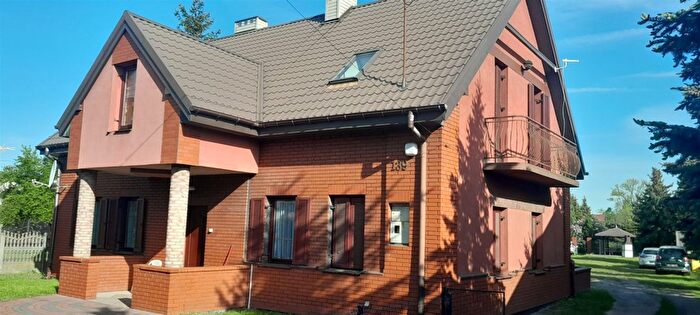 Dom 6-pokojowy na sprzedaż, Łask