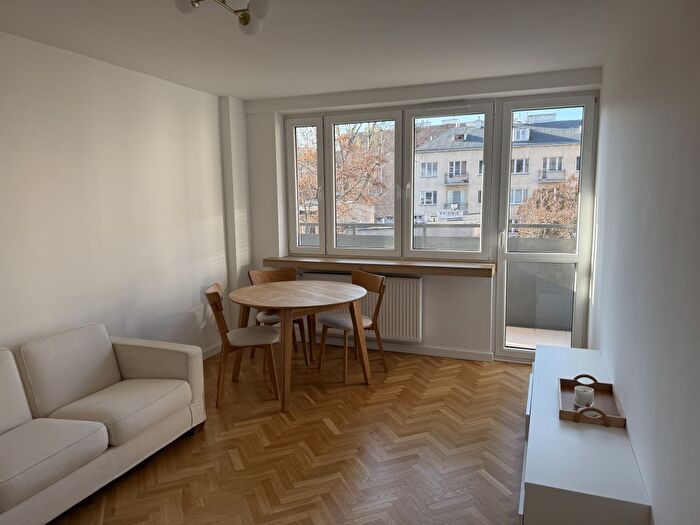 Mieszkanie 3-pokojowe na sprzedaż, Warszawa – Mokotowska
