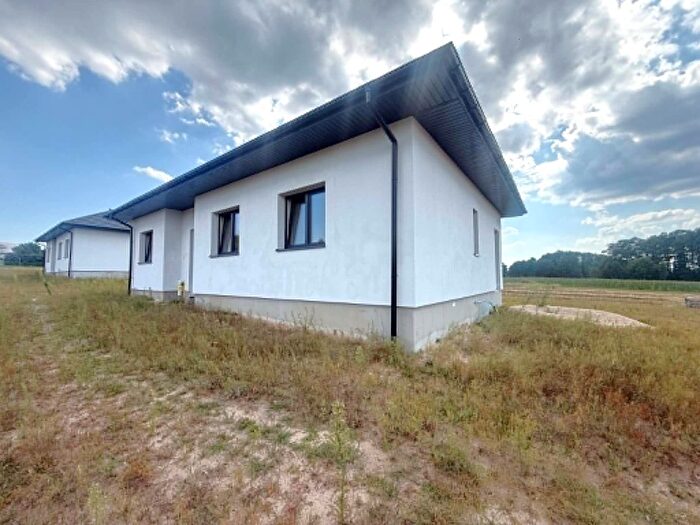 Dom 4-pokojowy na sprzedaż, Cisew