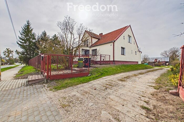 Dom 4-pokojowy na sprzedaż, Święty Gaj
