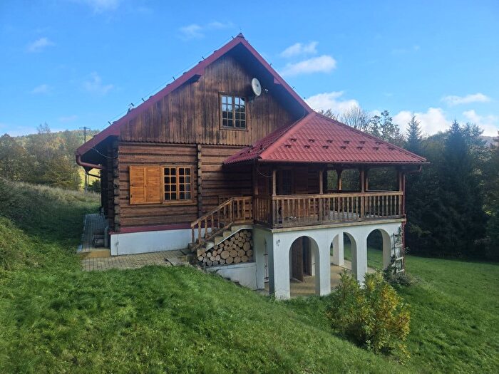 Dom 5-pokojowy na sprzedaż, Małastów
