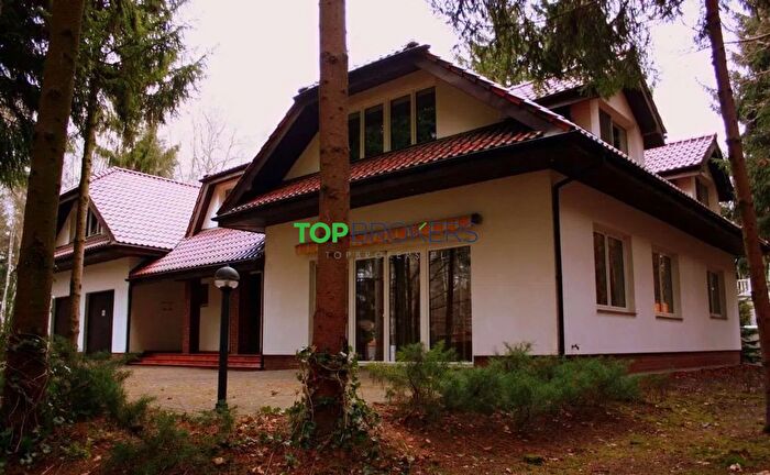 Dom 7-pokojowy na sprzedaż, Dąbrowa