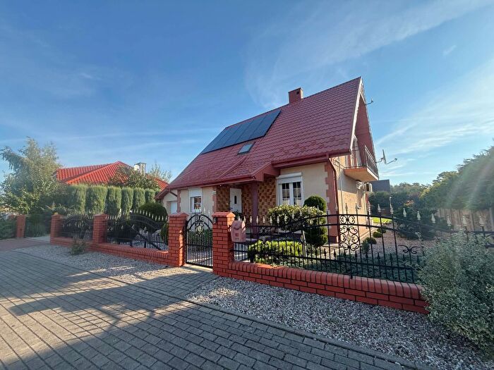 Dom 4-pokojowy na sprzedaż, Przykona