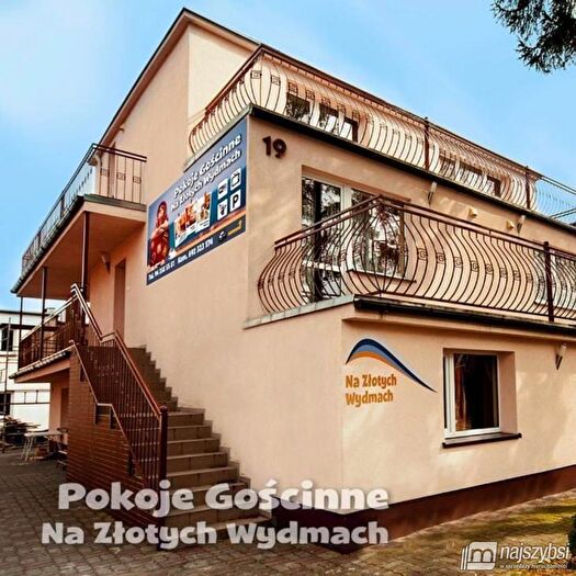 Dom 19-pokojowy na sprzedaż, Dźwirzyno