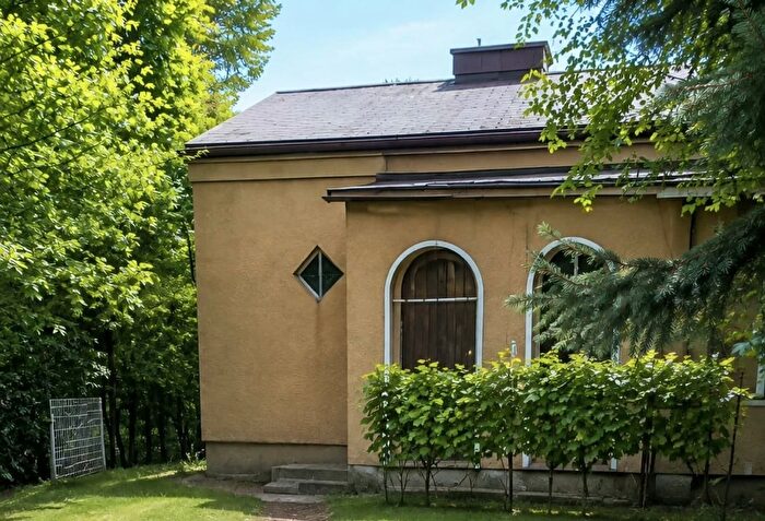 Dom 2-pokojowy na sprzedaż, Chotomów