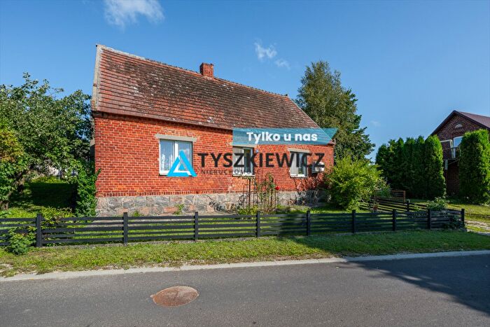 Dom 4-pokojowy na sprzedaż, Zamarte