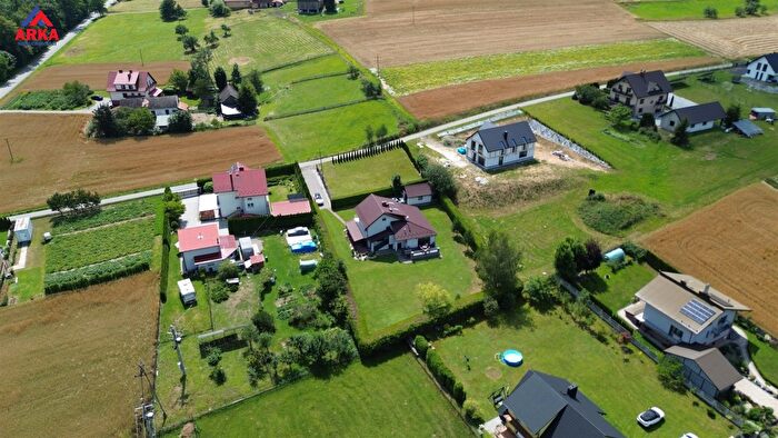 Dom 6-pokojowy na sprzedaż, Żmiąca