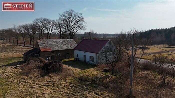 Dom 3-pokojowy na sprzedaż, Lubiechów