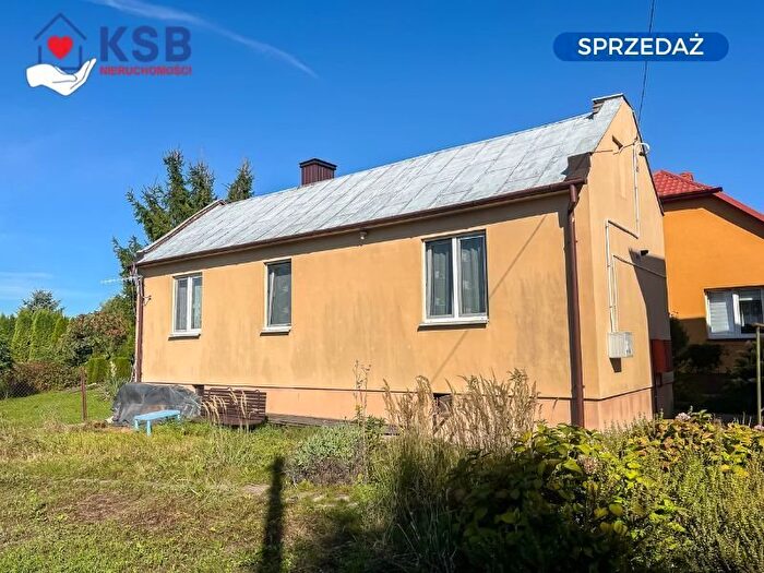 Dom 2-pokojowy na sprzedaż, Ostrowiec Świętokrzyski