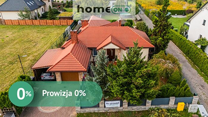 Dom 4-pokojowy na sprzedaż, Chudów