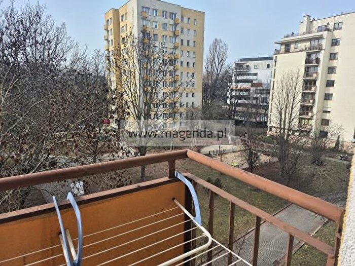 Mieszkanie 3-pokojowe na sprzedaż, Warszawa – Międzynarodowa