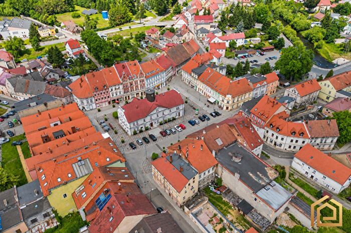 Mieszkanie 2-pokojowe na sprzedaż, Leśna – Rynek