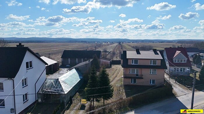 Dom 4-pokojowy na sprzedaż, Bieliny